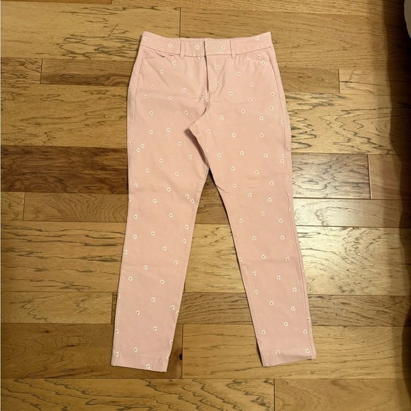 Pink Floral Skinny Pants with Embroidered Daisies - Picture 2 of 3